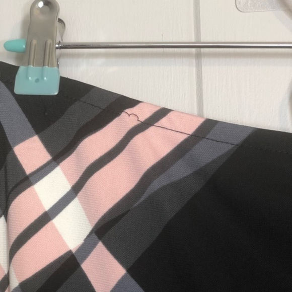 NY & Company Plaid A-line skirt - Picture 5 of 6